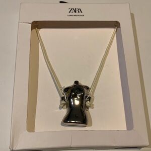NWT in Box Necklace perfect Gift ZARA